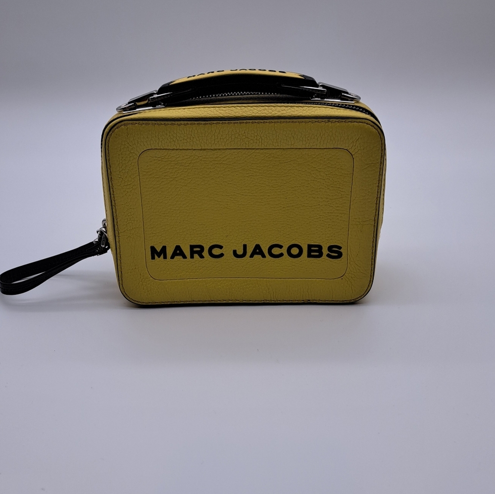 Marc Jacobs Mini Textured Box Bag (No Crossbody Strap) - Picture 7 of 14